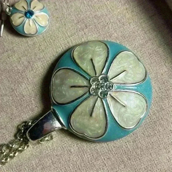 Vintage KC stamped necklace and earrings set, silver and green, + Stone necklace - Picture 15 of 16